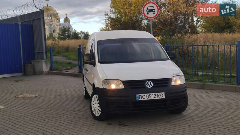 Грузовой фургон Volkswagen Caddy 2006 в Дрогобыче