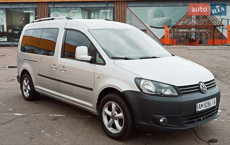 Минивэн Volkswagen Caddy 2015 в Житомире