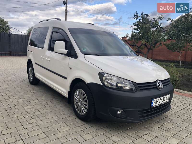 Минивэн Volkswagen Caddy 2011 в 