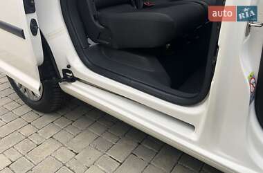 Минивэн Volkswagen Caddy 2011 в 