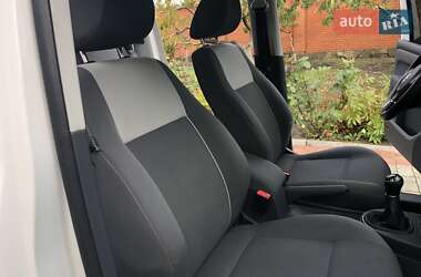 Минивэн Volkswagen Caddy 2011 в 