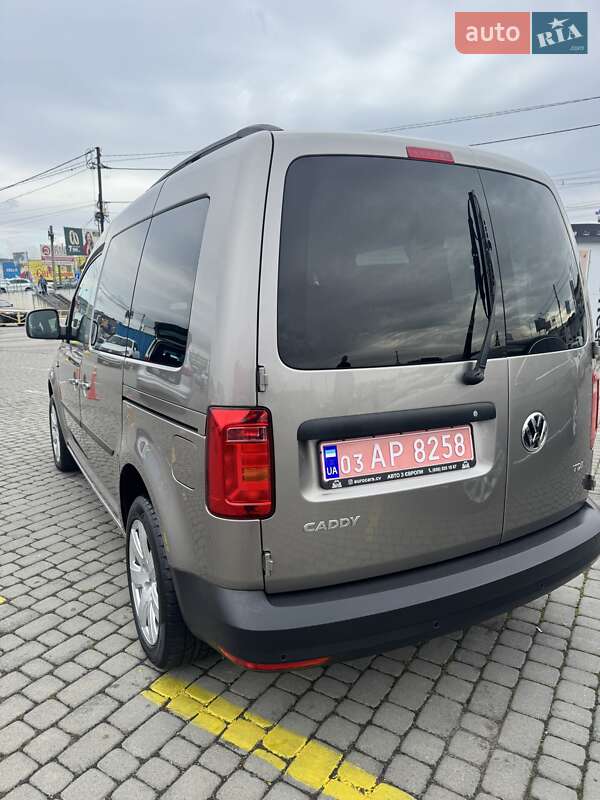 Мінівен Volkswagen Caddy 2016 в Чернівцях фото 5 Мінівен Volkswagen Caddy 2016 в Чернівцях