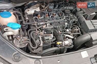Мінівен Volkswagen Caddy 2011 в 
