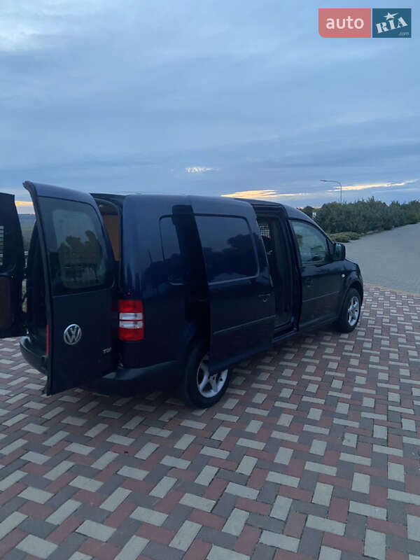 Грузовой фургон Volkswagen Caddy 2011 в Одессе