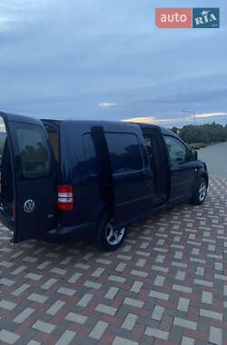 Вантажний фургон Volkswagen Caddy 2011 в 