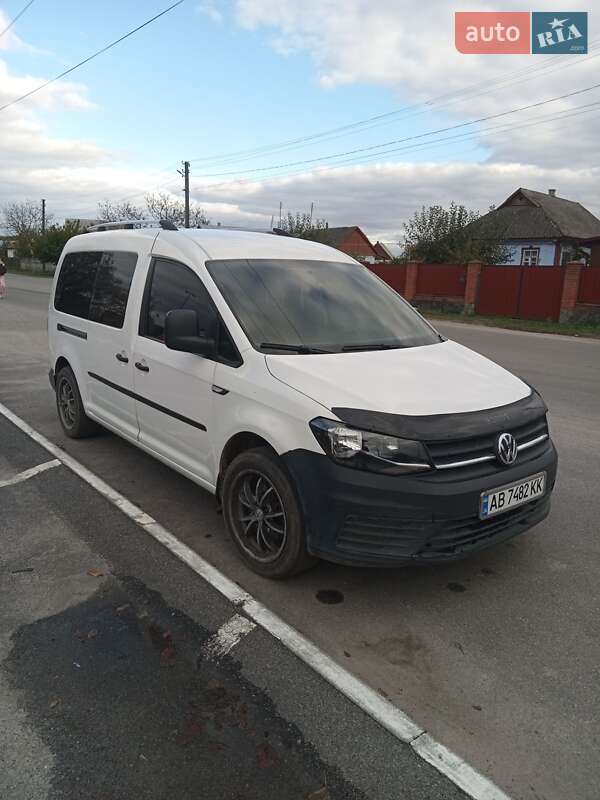 Минивэн Volkswagen Caddy 2016 в 