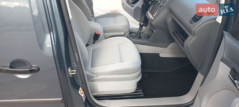 Мінівен Volkswagen Caddy 2009 в Вінниці