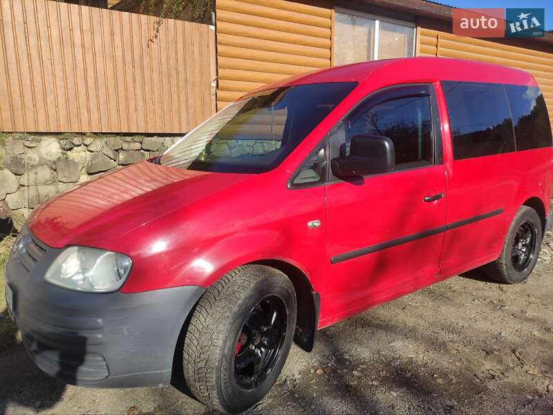 Минивэн Volkswagen Caddy 2005 в Вижнице