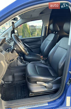 Минивэн Volkswagen Caddy 2015 в 
