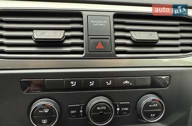 Минивэн Volkswagen Caddy 2016 в 