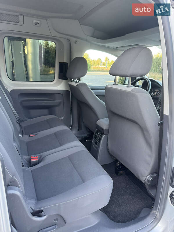 Мінівен Volkswagen Caddy 2014 в Львові фото 25 Мінівен Volkswagen Caddy 2014 в Львові