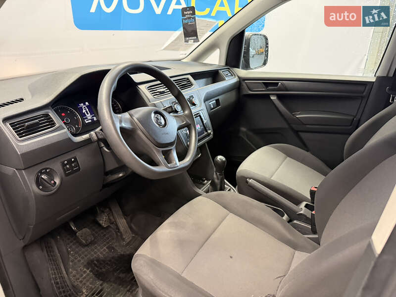 Вантажний фургон Volkswagen Caddy 2017 в Києві