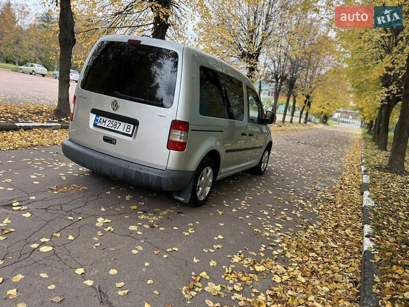 Минивэн Volkswagen Caddy 2005 в Житомире