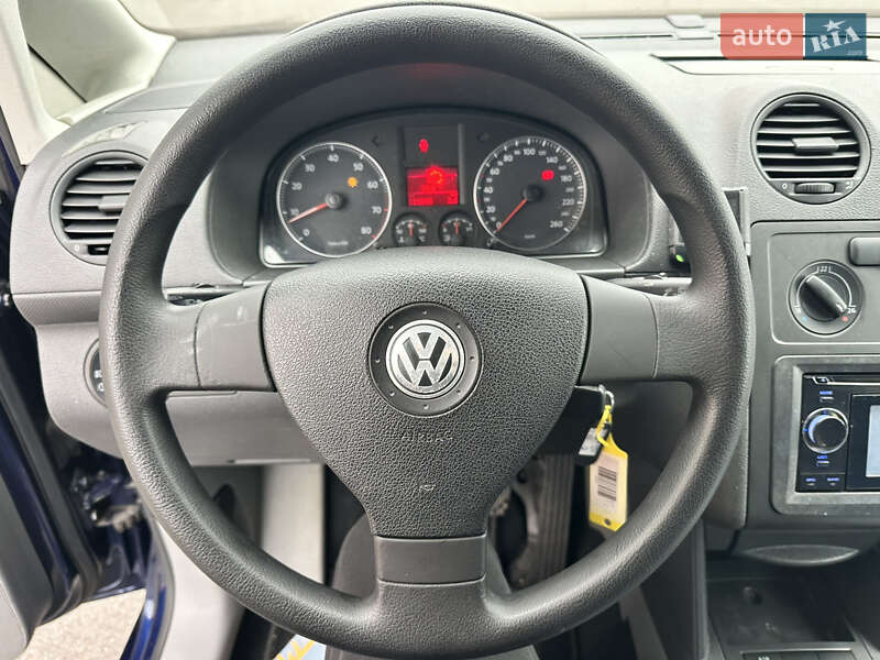 Минивэн Volkswagen Caddy 2008 в Виннице