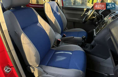 Минивэн Volkswagen Caddy 2006 в 