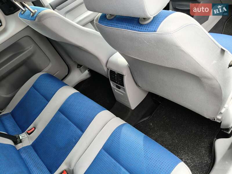 Минивэн Volkswagen Caddy 2009 в Ровно