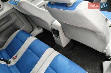 Минивэн Volkswagen Caddy 2009 в 