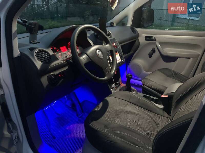 Мінівен Volkswagen Caddy 2008 в Кам'янець-Подільському