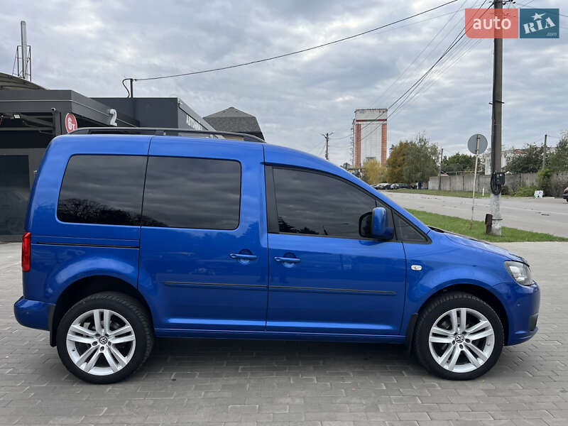 Минивэн Volkswagen Caddy 2014 в Миргороде