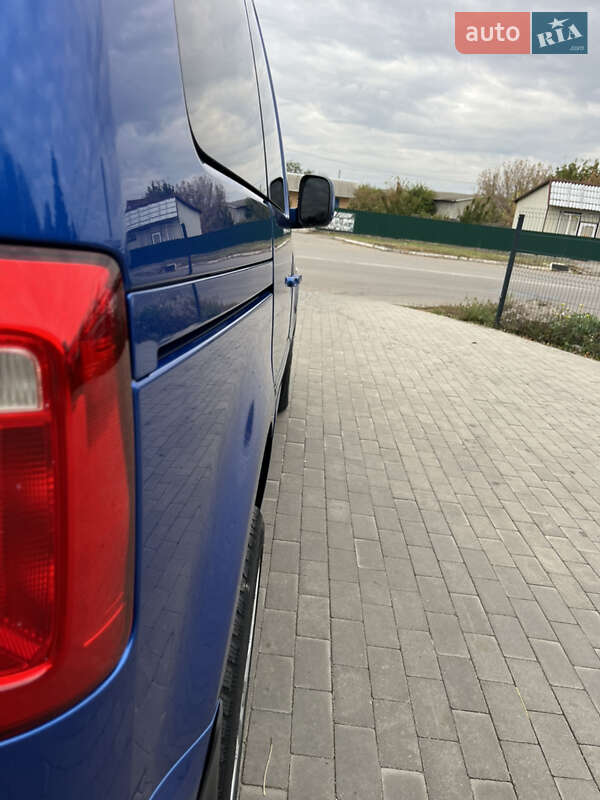 Минивэн Volkswagen Caddy 2014 в Миргороде
