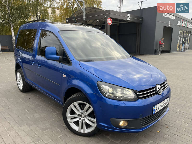 Минивэн Volkswagen Caddy 2014 в Миргороде