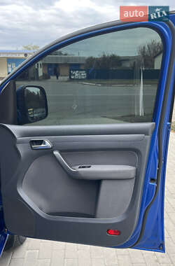 Минивэн Volkswagen Caddy 2014 в 