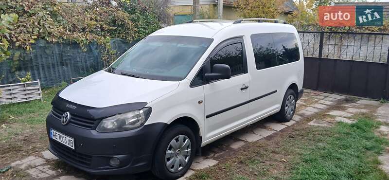 Минивэн Volkswagen Caddy 2011 в 