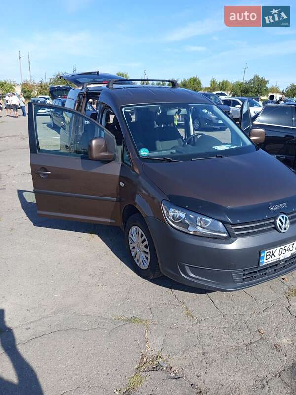 Мінівен Volkswagen Caddy 2015 в Рівному