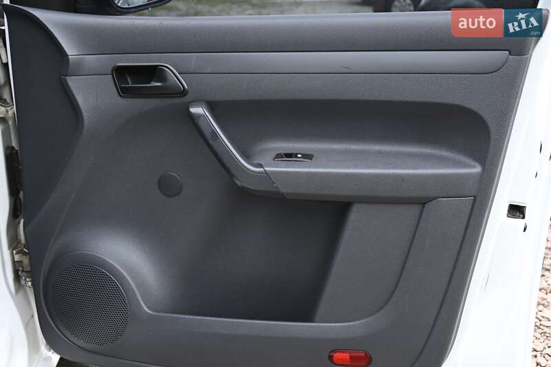Минивэн Volkswagen Caddy 2012 в Бердичеве фото 32 Минивэн Volkswagen Caddy 2012 в Бердичеве