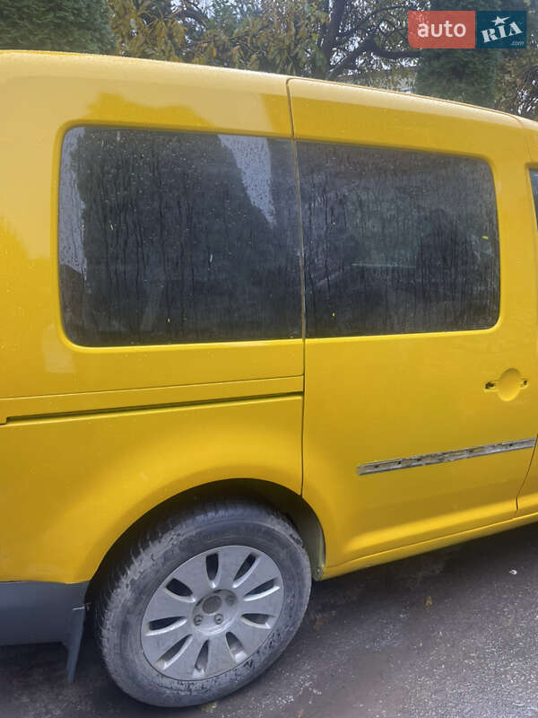 Мінівен Volkswagen Caddy 2005 в Львові