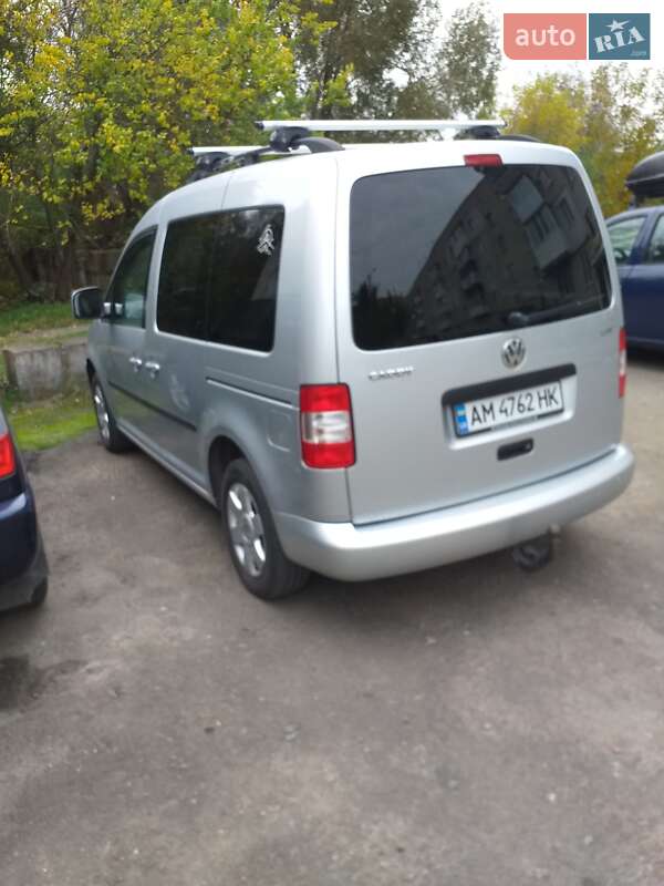 Минивэн Volkswagen Caddy 2009 в Житомире