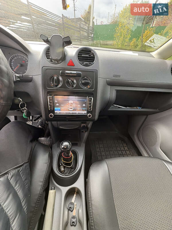 Минивэн Volkswagen Caddy 2008 в Львове