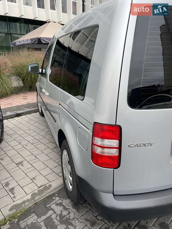 Минивэн Volkswagen Caddy 2011 в Хмельницком
