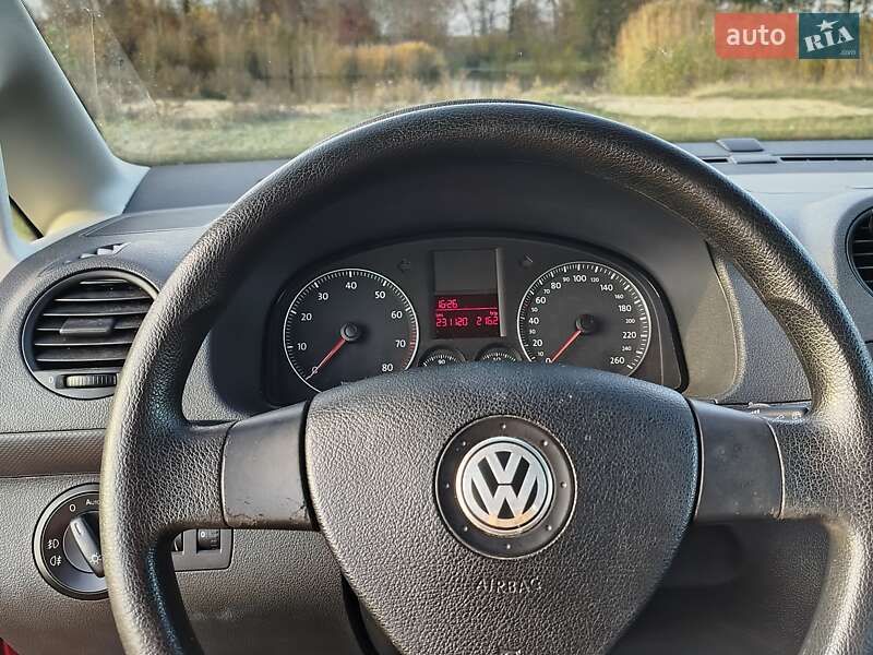 Минивэн Volkswagen Caddy 2009 в Ахтырке