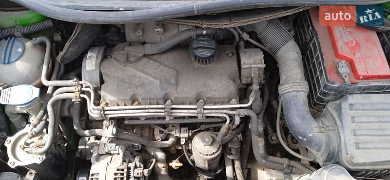 Минивэн Volkswagen Caddy 2005 в Киеве фото 7 Минивэн Volkswagen Caddy 2005 в Киеве