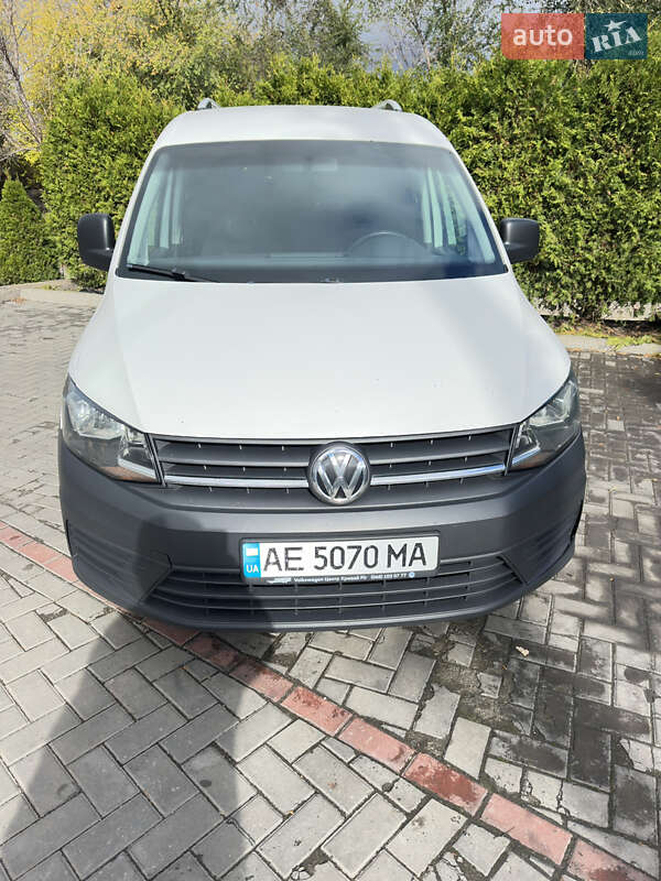 Грузовой фургон Volkswagen Caddy 2016 в Кривом Роге