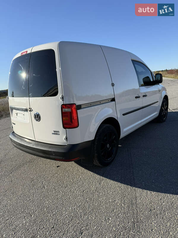 Мінівен Volkswagen Caddy 2015 в Тернополі фото 11 Мінівен Volkswagen Caddy 2015 в Тернополі