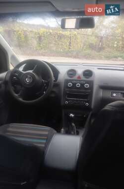 Мінівен Volkswagen Caddy 2012 в  фото 9 Мінівен Volkswagen Caddy 2012 в