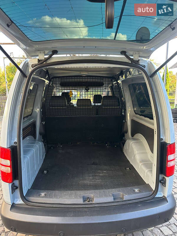 Мінівен Volkswagen Caddy 2012 в Іршаві