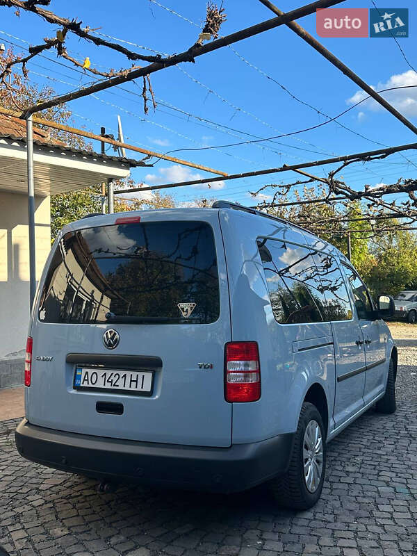 Мінівен Volkswagen Caddy 2012 в Іршаві