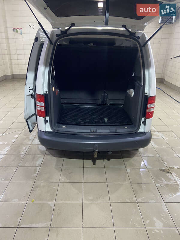 Мінівен Volkswagen Caddy 2011 в Умані фото 10 Мінівен Volkswagen Caddy 2011 в Умані