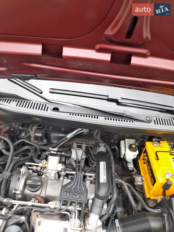 Мінівен Volkswagen Caddy 2011 в Рокитному