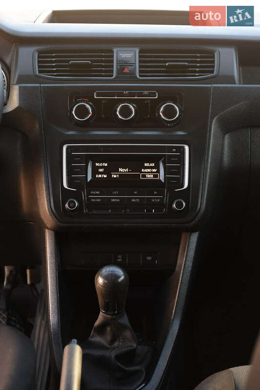 Мінівен Volkswagen Caddy 2016 в Рівному