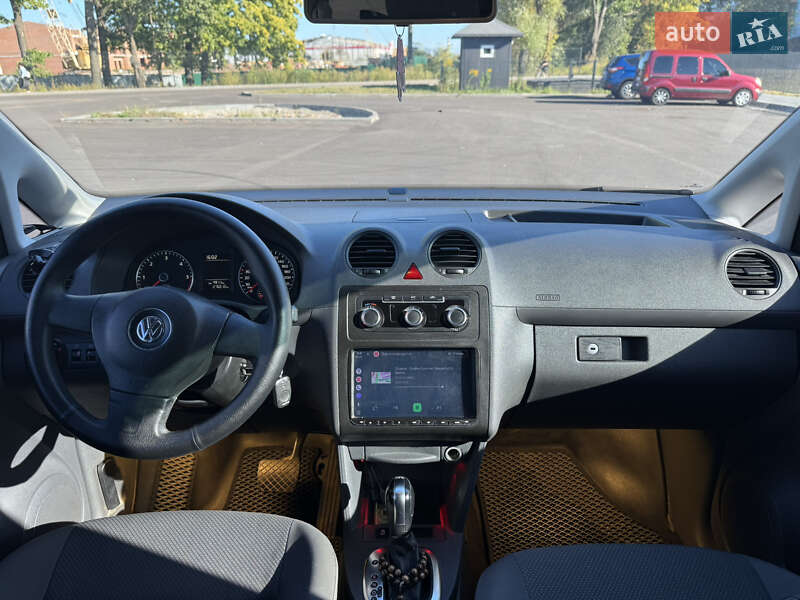 Минивэн Volkswagen Caddy 2012 в Коропе фото 17 Минивэн Volkswagen Caddy 2012 в Коропе