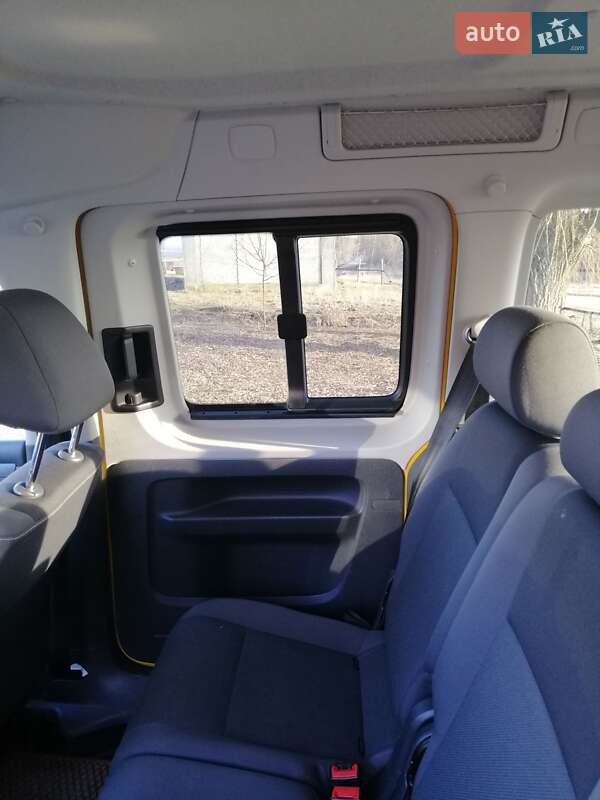 Мінівен Volkswagen Caddy 2014 в Бердичеві