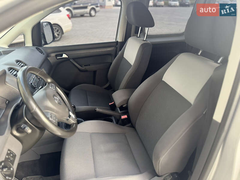 Мінівен Volkswagen Caddy 2013 в Сарнах фото 31 Мінівен Volkswagen Caddy 2013 в Сарнах