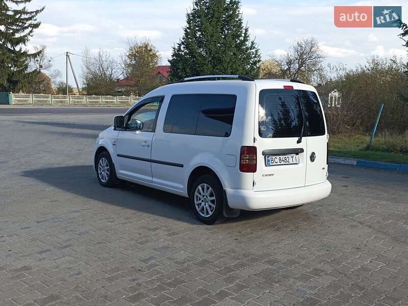 Минивэн Volkswagen Caddy 2010 в Жовкве