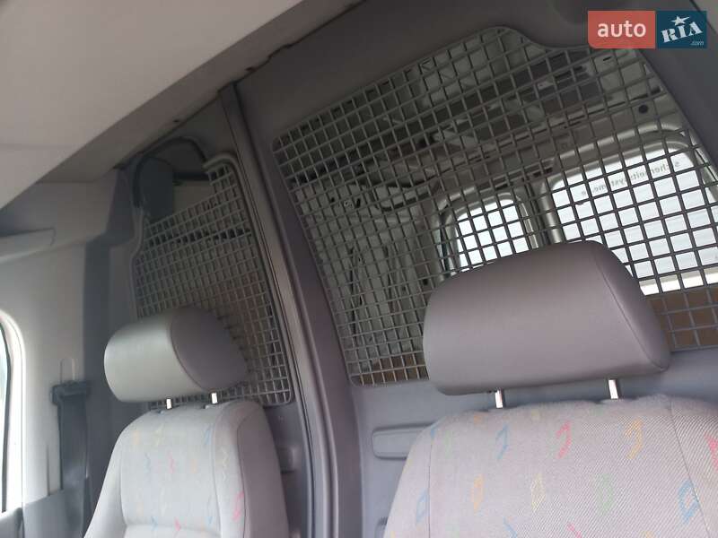 Грузовой фургон Volkswagen Caddy 2007 в Ивано-Франковске фото 17 Грузовой фургон Volkswagen Caddy 2007 в Ивано-Франковске