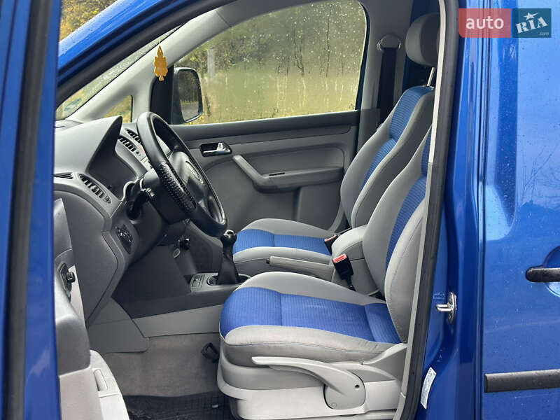 Минивэн Volkswagen Caddy 2005 в Рокитном фото 9 Минивэн Volkswagen Caddy 2005 в Рокитном