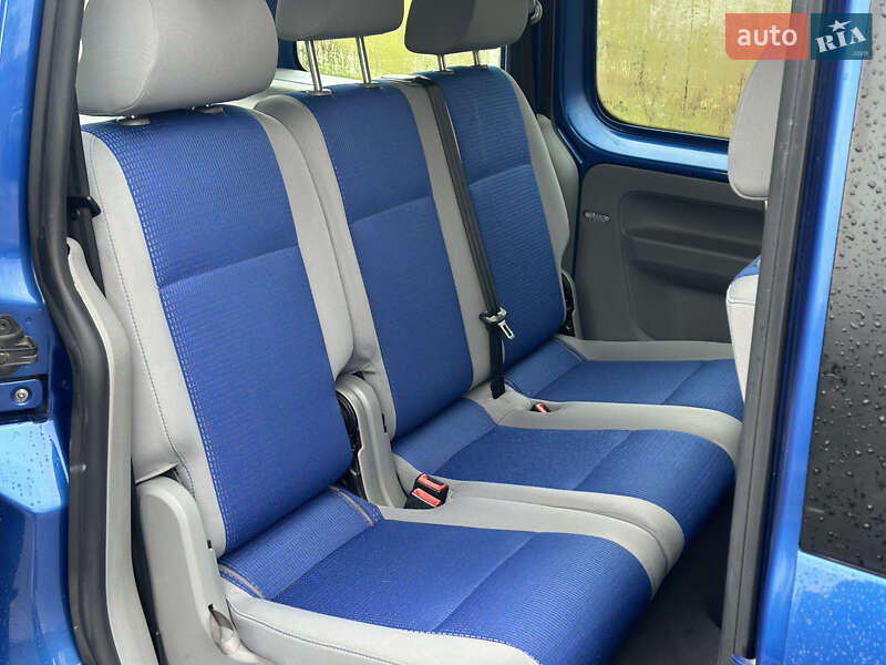 Минивэн Volkswagen Caddy 2005 в Рокитном фото 12 Минивэн Volkswagen Caddy 2005 в Рокитном